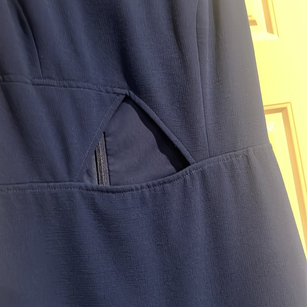 Navy cut out dress - Picture 4 of 7